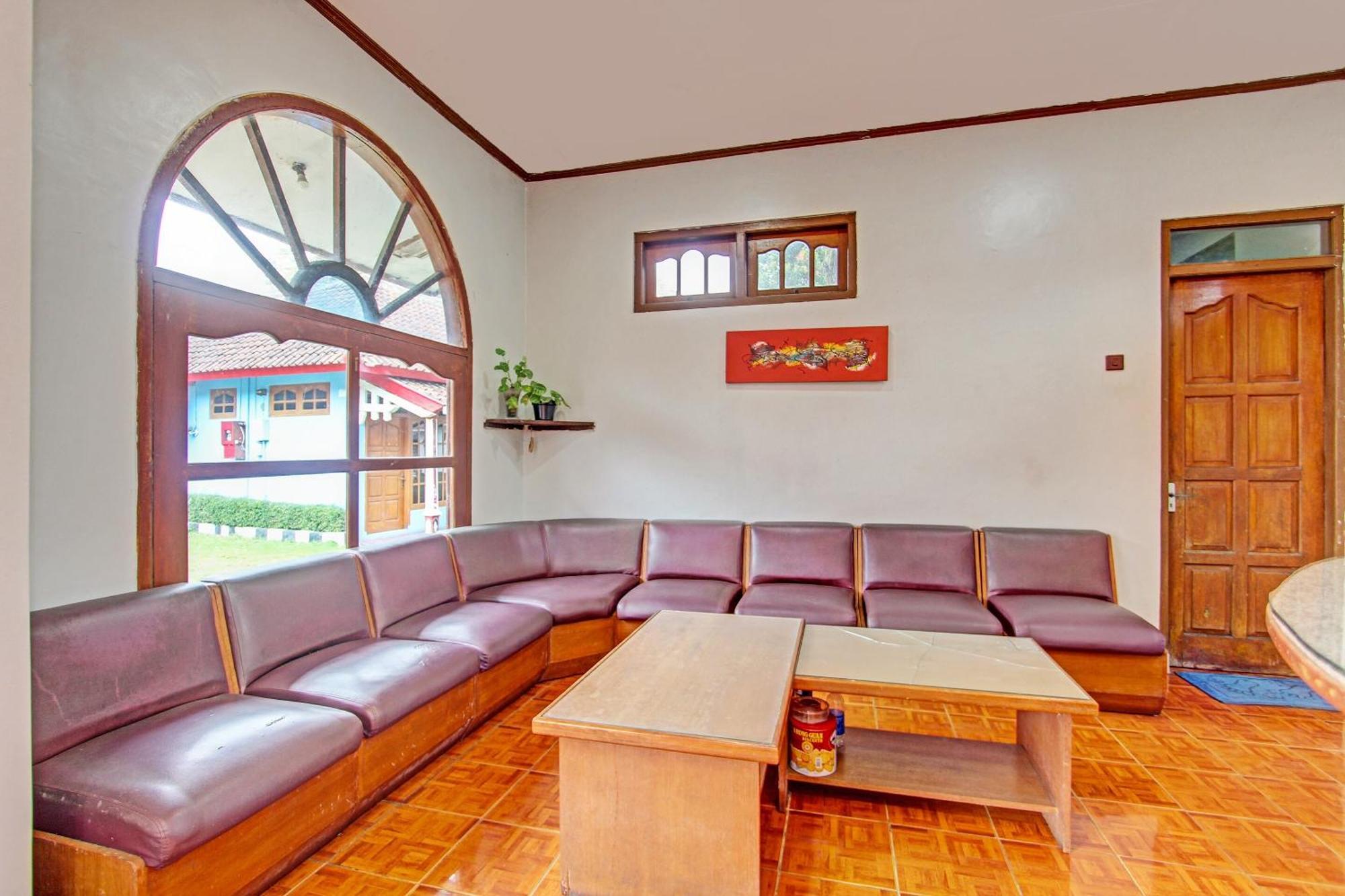 فندق Capital O 91644 Loka Hause سالاتيغا المظهر الخارجي الصورة