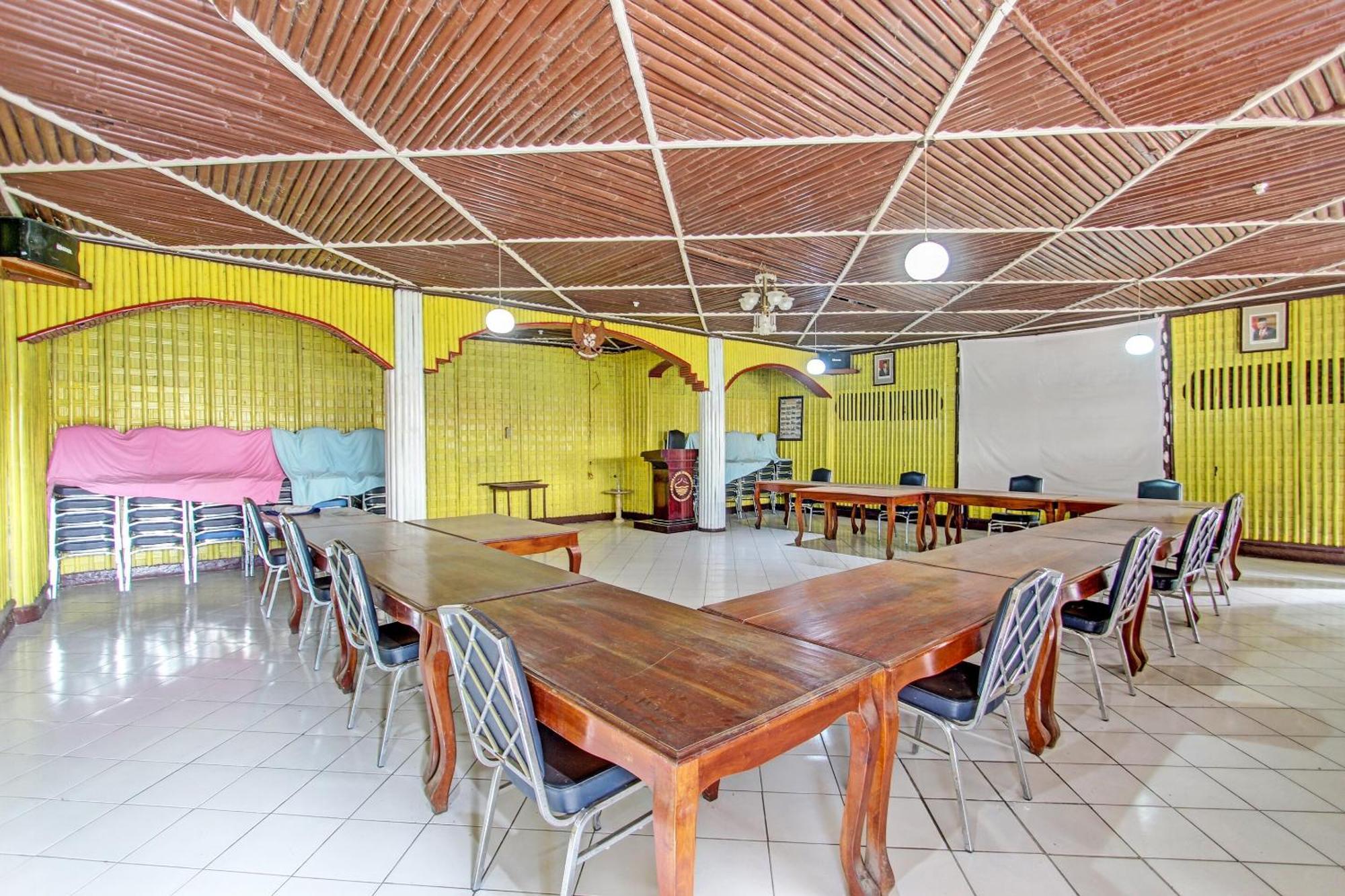 فندق Capital O 91644 Loka Hause سالاتيغا المظهر الخارجي الصورة